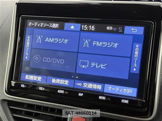 Toyota NOAH 2018 8706420-18
