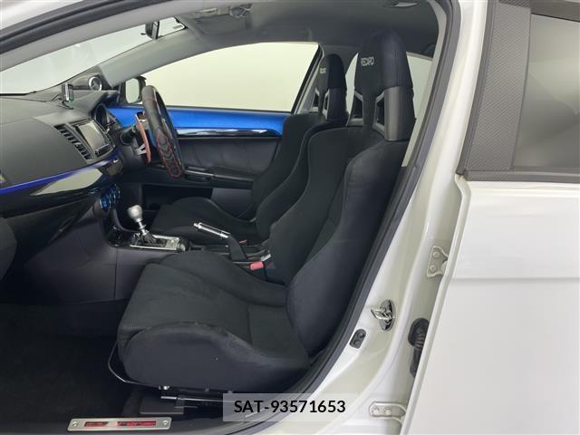 Mitsubishi LANCER 2015 8718680-3