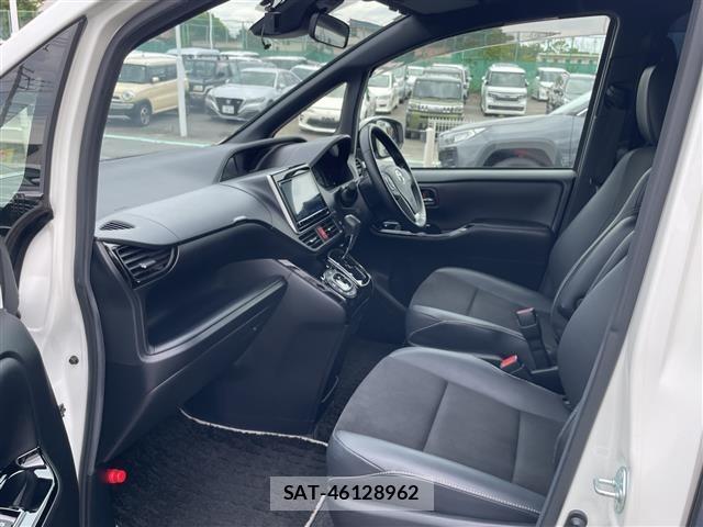 Toyota NOAH 2019 8706421-22