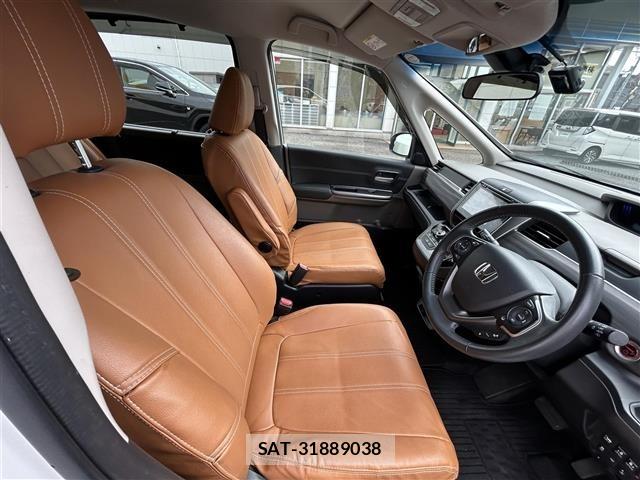 Honda FREED 2018 8952434-4