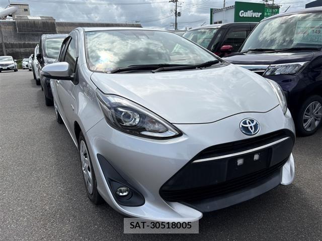 Toyota AQUA 2018 8705874-0