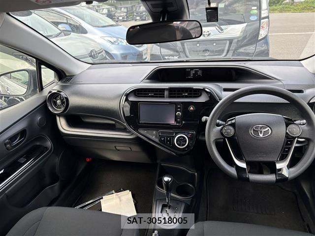Toyota AQUA 2018 8705874-2