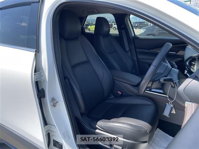 Mazda CX-30 2023 8748248-13