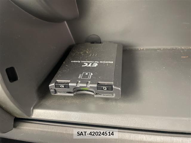 Daihatsu MEBIUS 2013 8935665-9