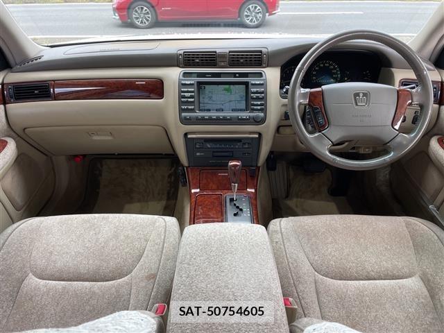 Toyota CROWN MAJESTA 2003 8939702-14
