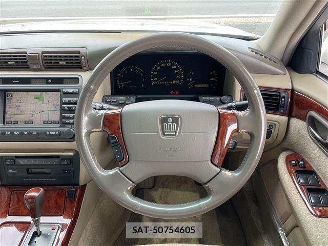 Toyota CROWN MAJESTA 2003 8939702-18