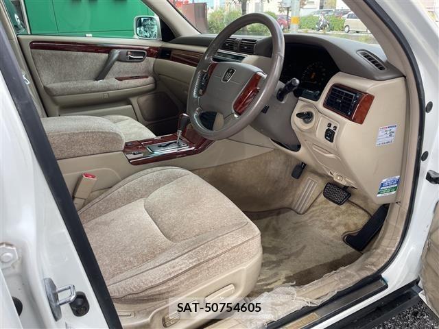 Toyota CROWN MAJESTA 2003 8939702-20