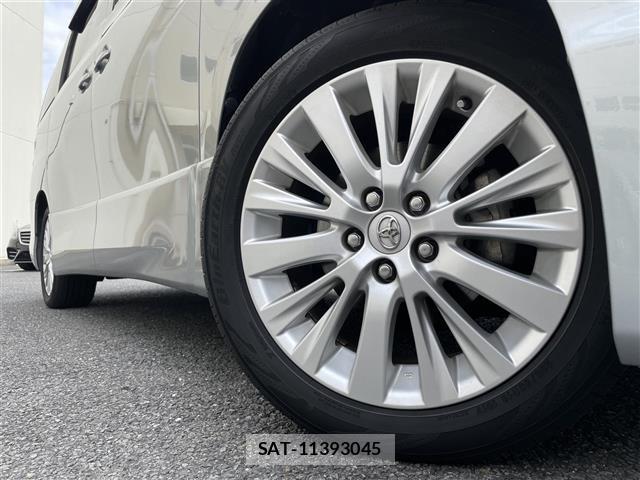 Toyota VELLFIRE 2013 8905543-3