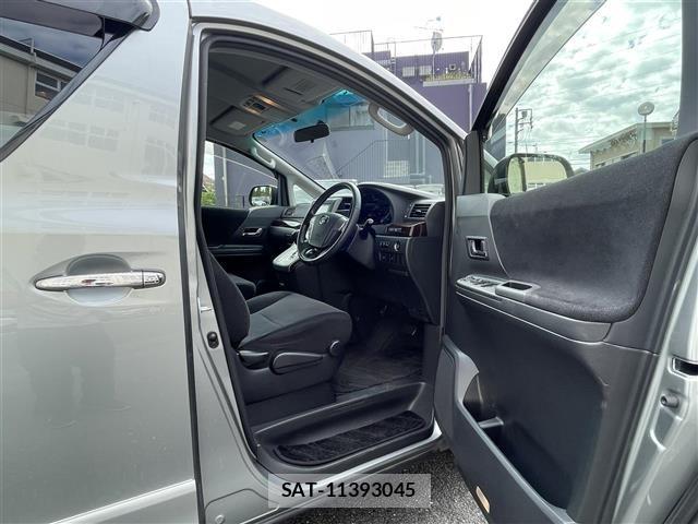 Toyota VELLFIRE 2013 8905543-8