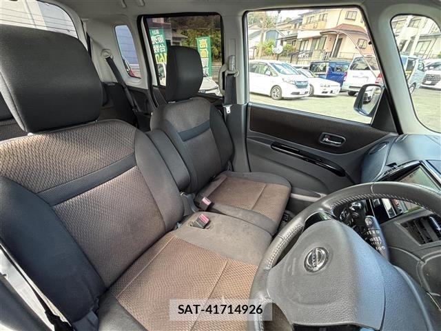 Nissan ROOX 2012 8724008-11