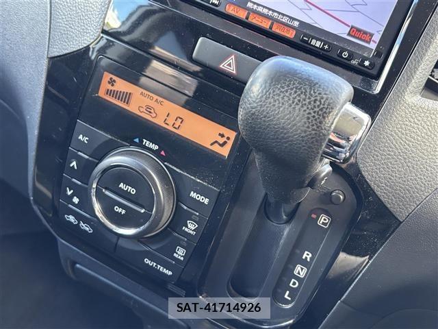Nissan ROOX 2012 8724008-2