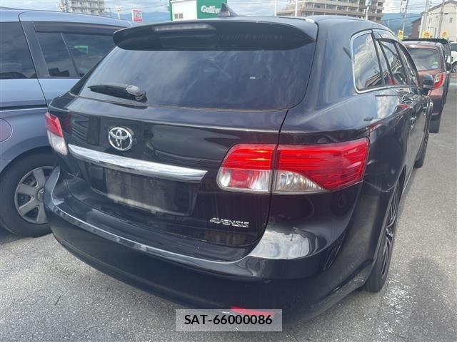 Toyota AVENSIS WAGON 2013 8707909-1