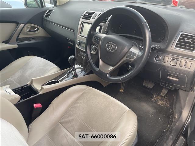 Toyota AVENSIS WAGON 2013 8707909-3