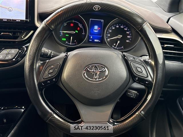 Toyota C-HR 2017 8724240-15