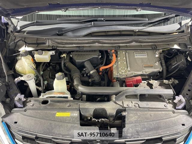 Nissan SERENA 2019 8928351-14
