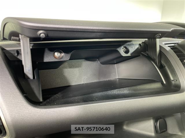 Nissan SERENA 2019 8928351-20