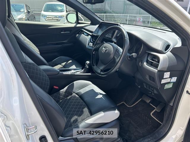 Toyota C-HR 2019 8724246-22