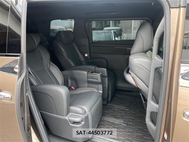 Toyota ALPHARD 2025 8716442-20