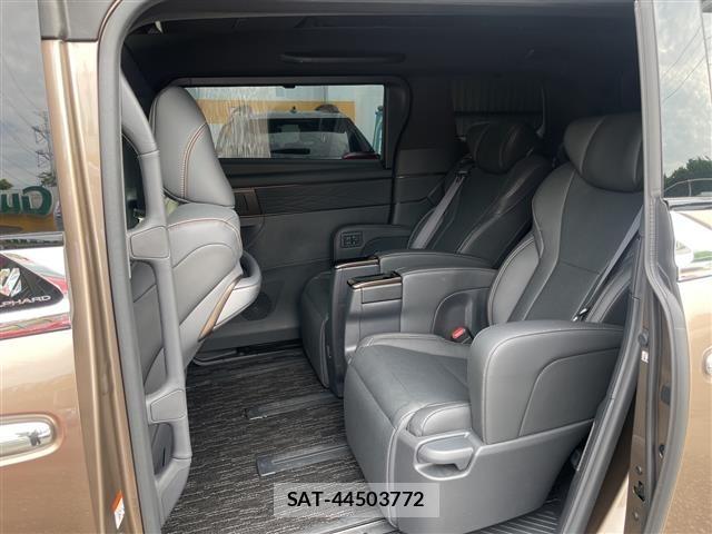 Toyota ALPHARD 2025 8716442-22