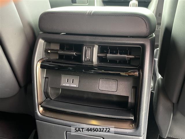 Toyota ALPHARD 2025 8716442-4