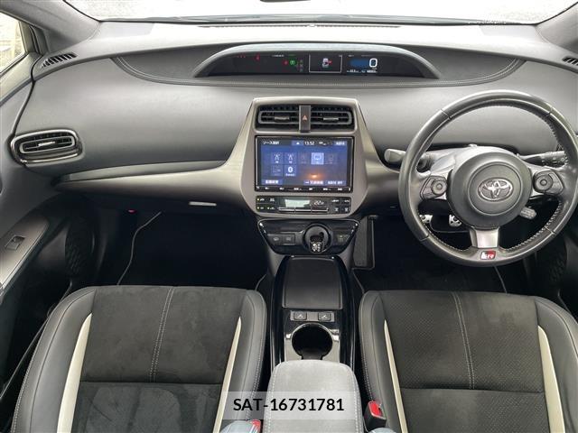 Toyota PRIUS PHV 2020 8915833-14