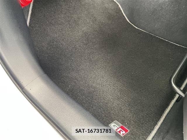Toyota PRIUS PHV 2020 8915833-22