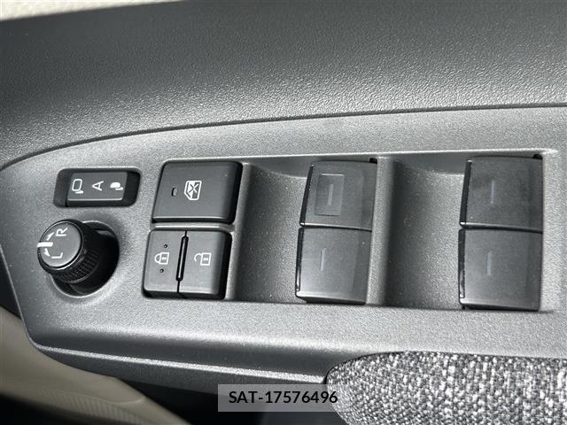Toyota SIENTA 2023 8671945-2
