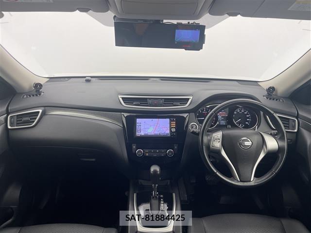 Nissan X-TRAIL 2013 8930032-15