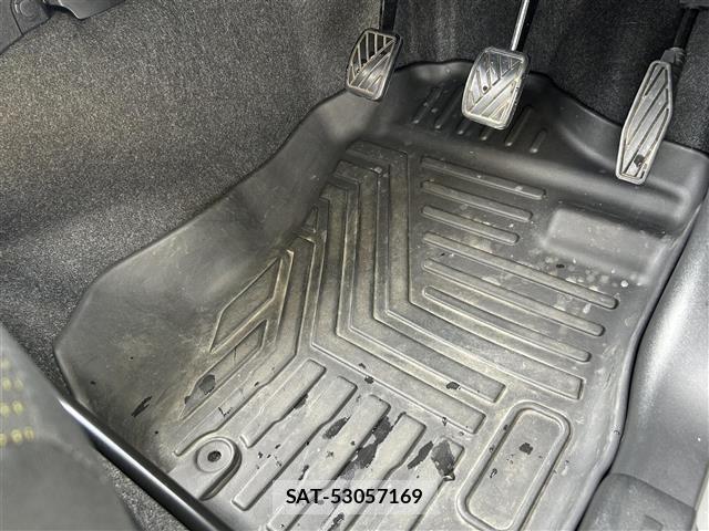 Suzuki JIMNY SIERRA 2023 8917635-10