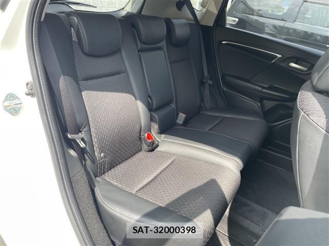 Honda FIT 2014 8722624-11