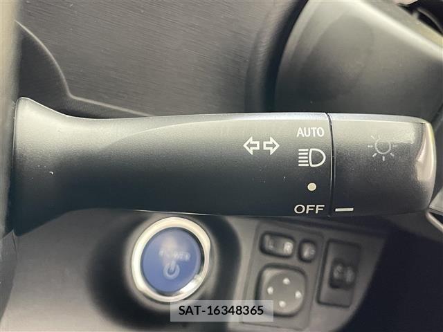 Toyota AQUA 2016 8722563-11