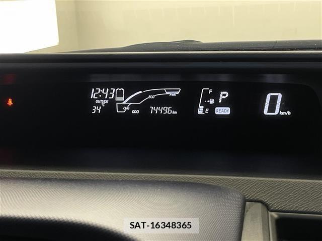 Toyota AQUA 2016 8722563-7
