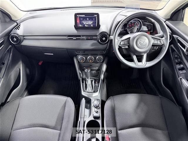 Mazda DEMIO 2018 8709028-14