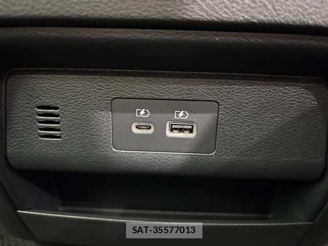 Nissan SERENA 2025 8672321-11
