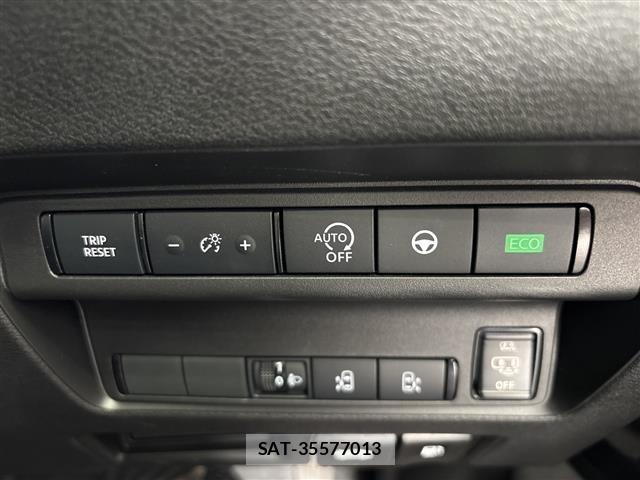 Nissan SERENA 2025 8672321-5