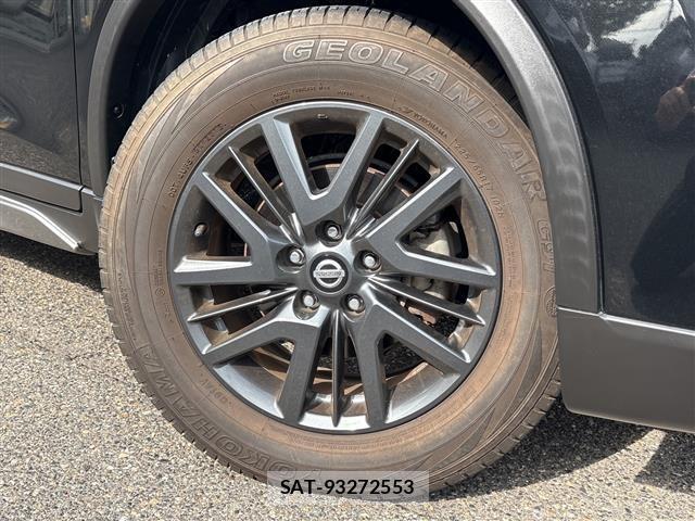 Nissan X-TRAIL 2015 8930045-22
