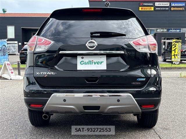 Nissan X-TRAIL 2015 8930045-6