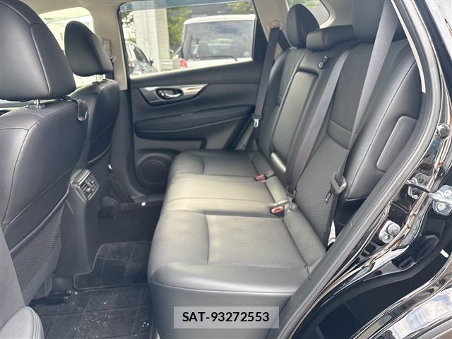 Nissan X-TRAIL 2015 8930045-9