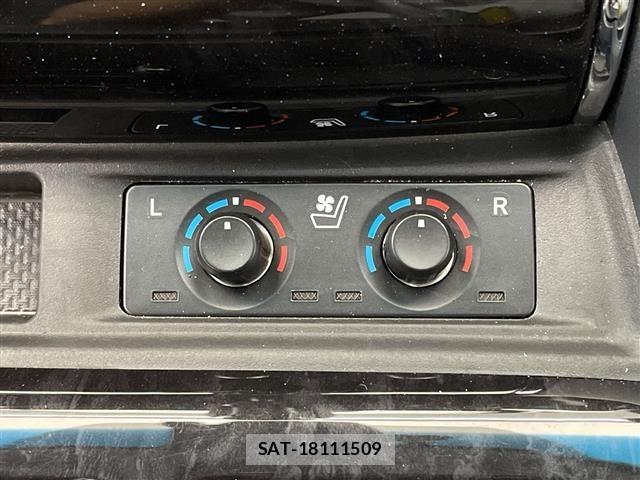 Toyota VELLFIRE 2019 8674437-9