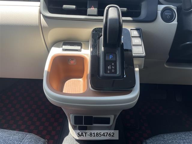 Toyota SIENTA 2025 8671960-2
