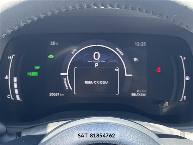 Toyota SIENTA 2025 8671960-3