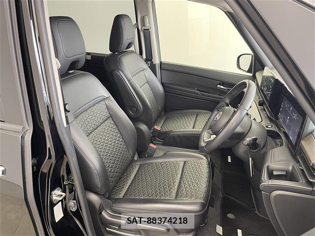 Nissan SERENA 2023 8672326-22