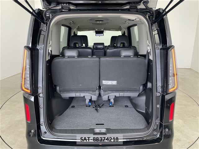 Nissan SERENA 2023 8672326-6
