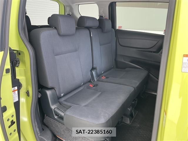 Toyota SIENTA 2015 8671977-6