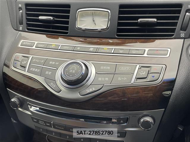 Nissan FUGA 2011 8909606-11