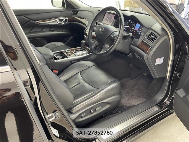 Nissan FUGA 2011 8909606-4