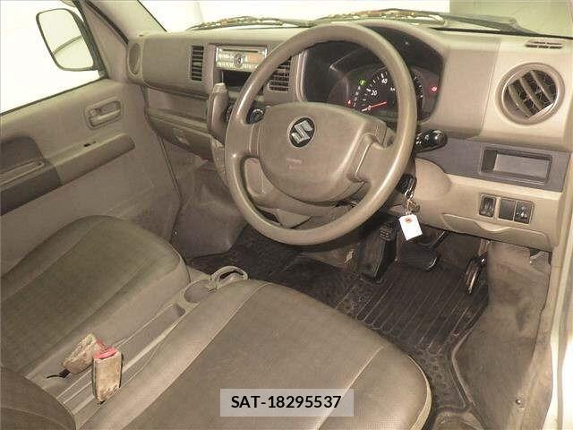 Suzuki EVERY 2010 8679614-3