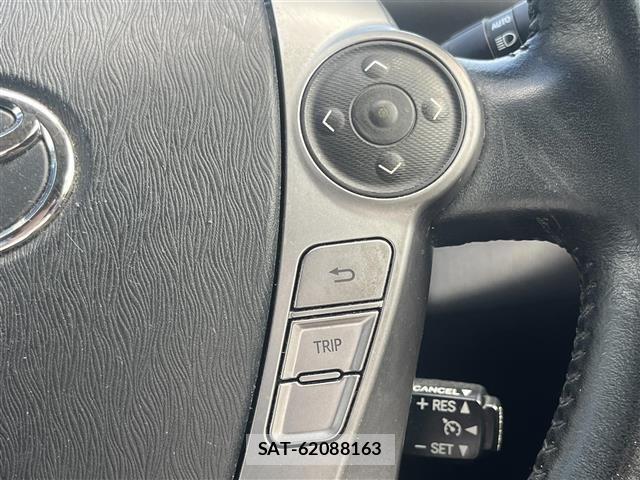 Toyota PRIUS 2016 8710319-20