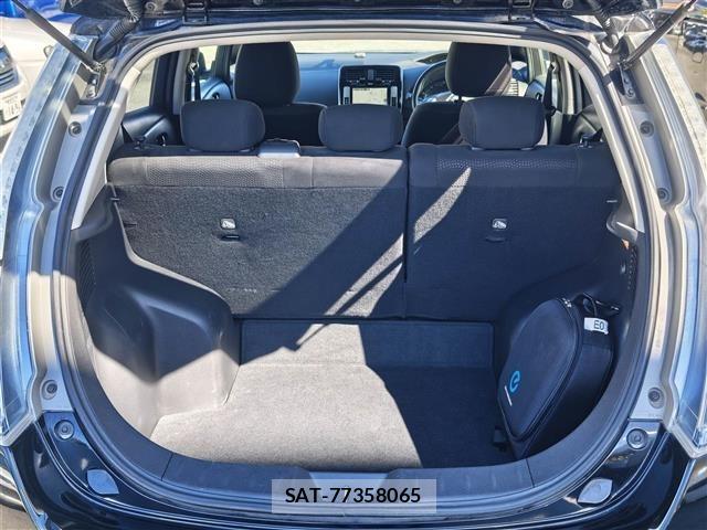 Nissan LEAF 2014 8748186-21