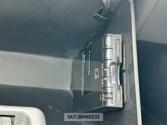 Toyota BB 2003 8722434-10